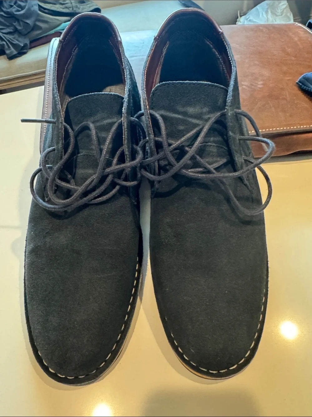 Kenneth Cole Navy Suede Chukka Boots – Men’s Size 13